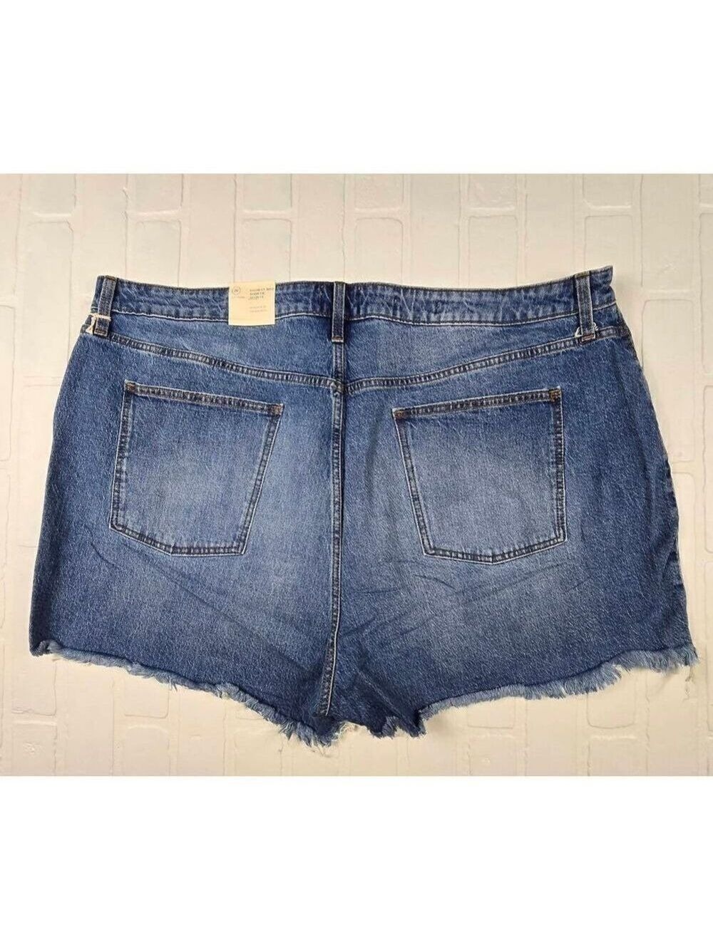 Universal Thread Highest Rise Shorties Cutoff Size 26 - Picture 2 of 3